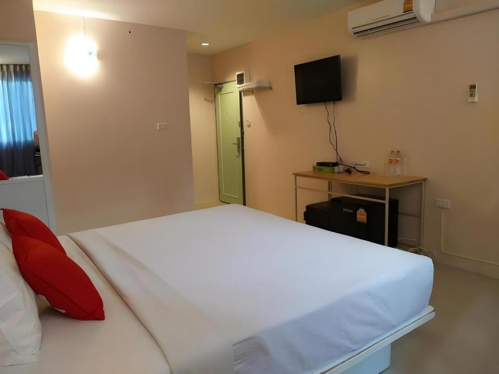Bird Room Hotel - Pratunam Bangkok Eksteriør billede